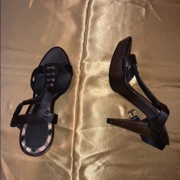 Original Burberry heels - Picture 4 of 5